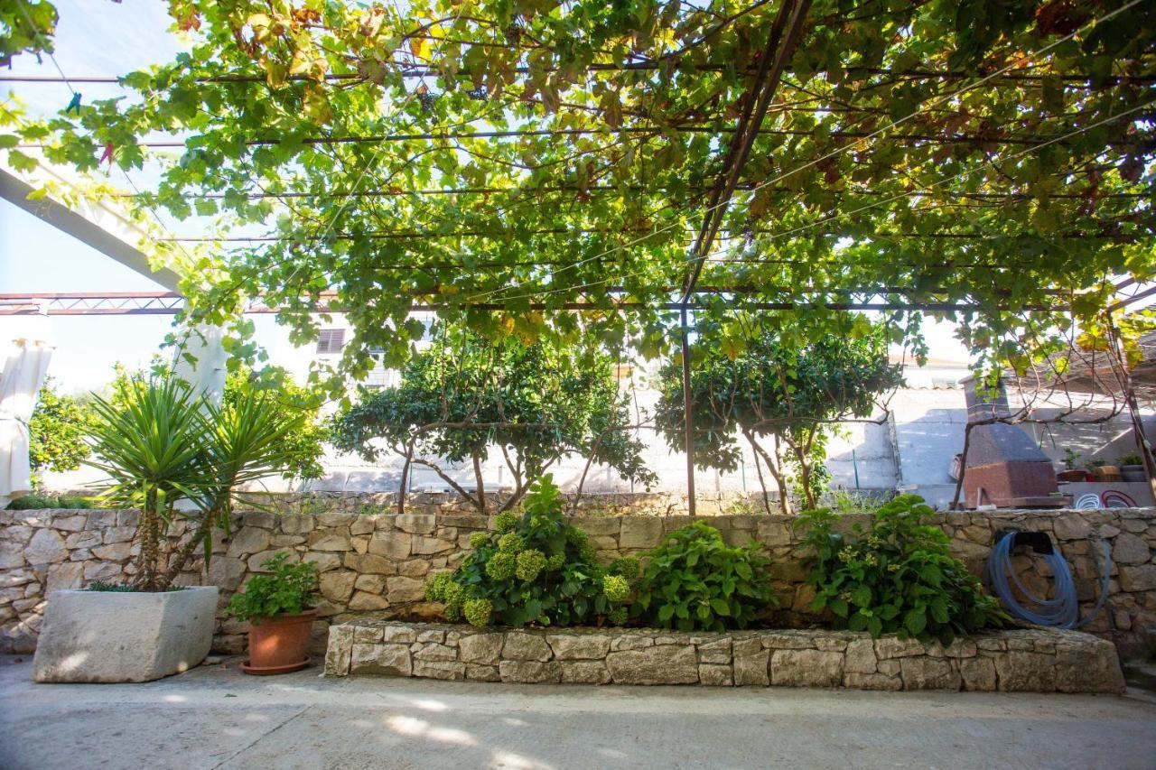Apartments Lenka سوتيفان المظهر الخارجي الصورة